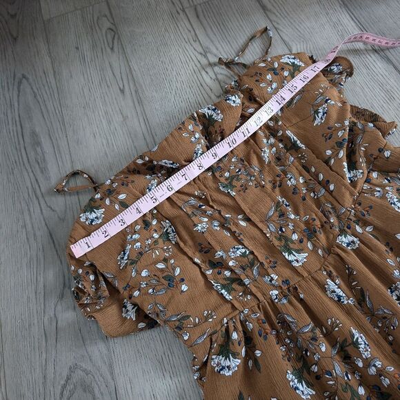 Elliatt Anthropologie Tan Prairie Floral Print Wide Leg Crepe Jumpsuit Size L - Picture 4 of 11